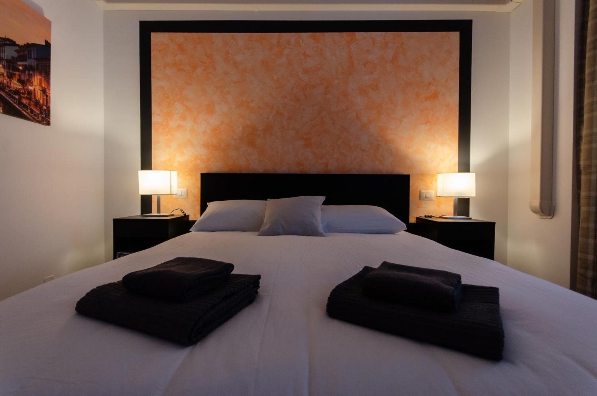 Orange Homestay